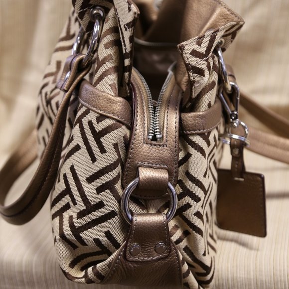 Tignanello TT Shoulder Bag - Picture 3 of 5